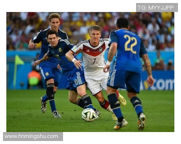 德国土耳其籍足球明星的崛起与挑战:在绿茵场上的双重文化交融 德国土耳其籍足球明星的崛起与挑战:在绿茵场上的双重文化交融