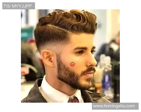 足球明星常见发型揭秘从经典到潮流的多样选择与风格演变 足球明星常见发型揭秘从经典到潮流的多样选择与风格演变