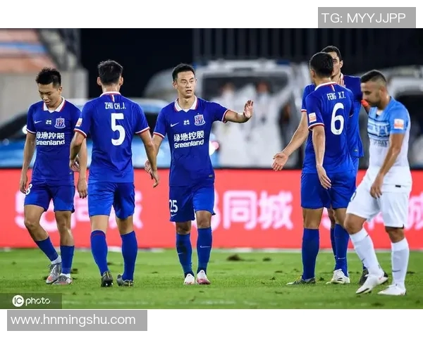 建业与申花激战正酣赛季关键战役结果揭晓引发热议